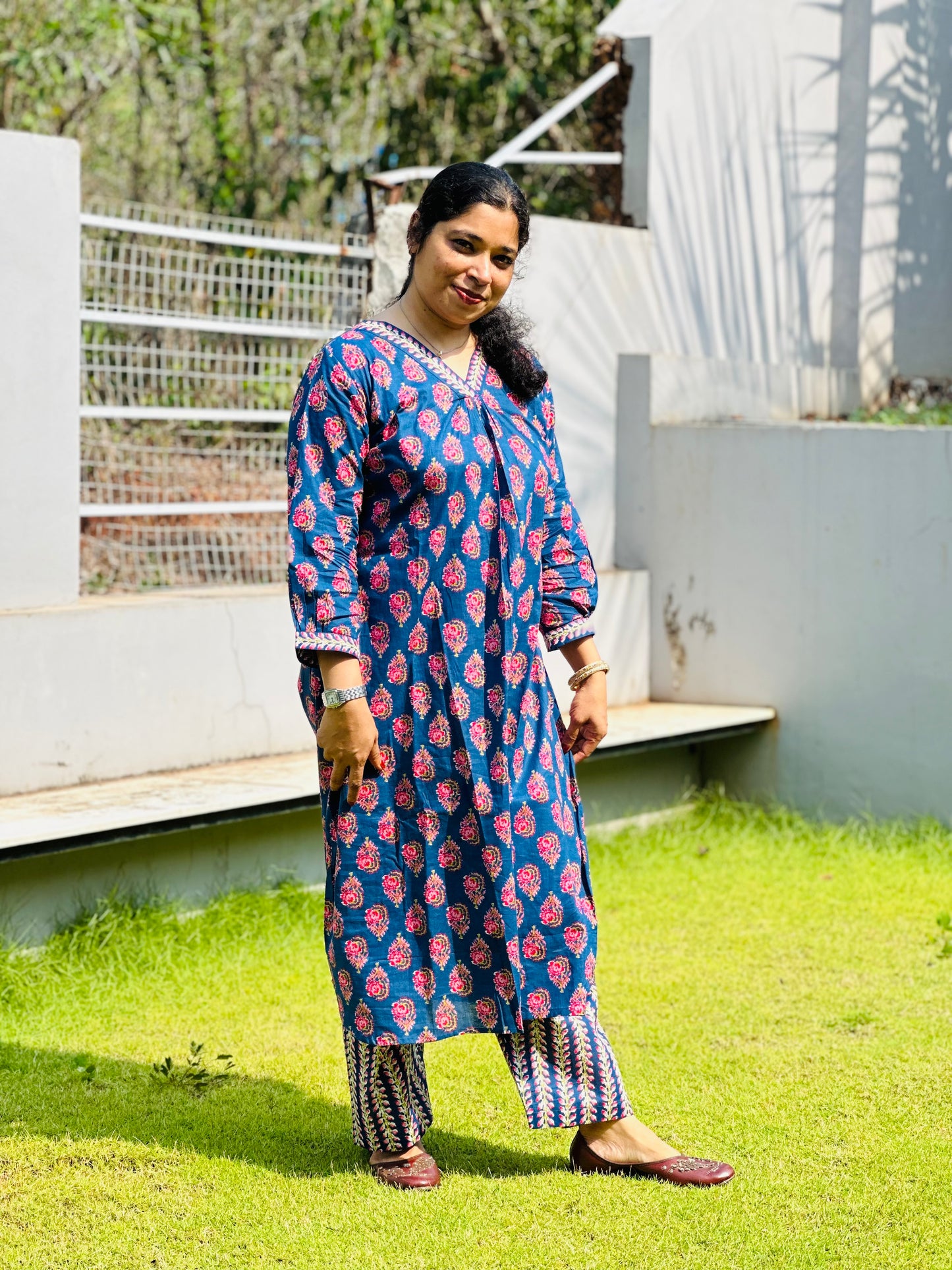 Neel Shobha